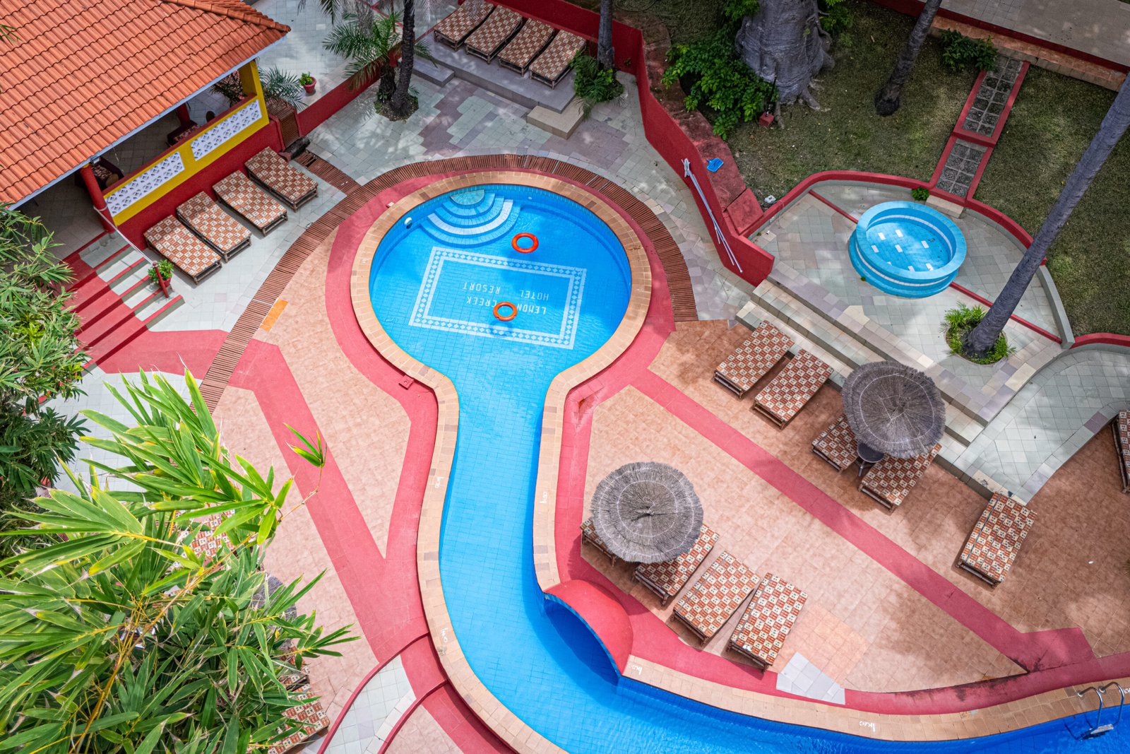 02 Pool area -Lemon Creek (23 of 37)